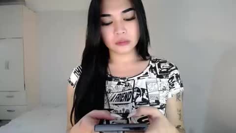 Snapshot of shaggynm505 chatting on 05.17.26 Beautiful Angel online show from 05.17.26
