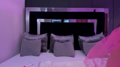 Snapshot of shaina_vasquez chatting on 02.01.26 Shaina Vasquez online show from 02.01.26