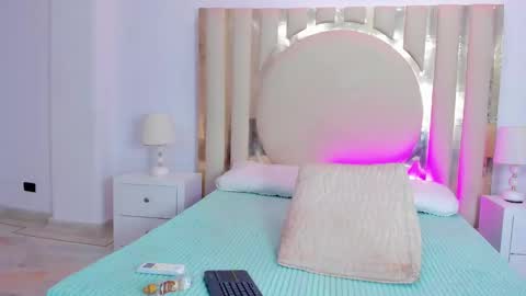 Shaina online show from 01.25.25