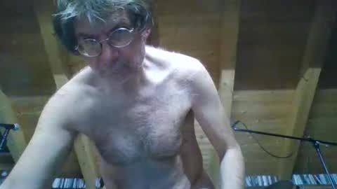 shairy702 online show from 10.13.25