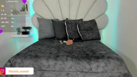 Snapshot of shairytovar chatting on 02.02.26 shairytovar online show from 02.02.26