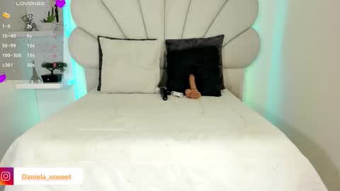 Snapshot of shairytovar chatting on 02.11.26 shairytovar online show from 02.11.26