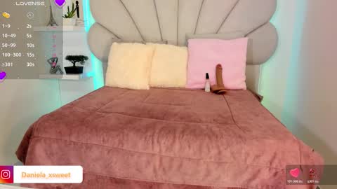 Snapshot of shairytovar chatting on 02.17.26 shairytovar online show from 02.17.26