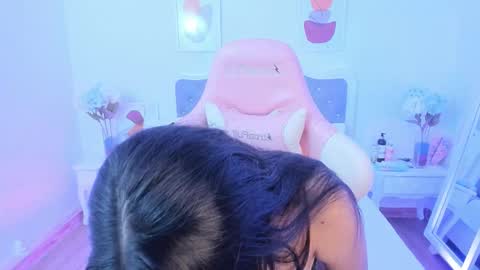 Snapshot of shaleena_ chatting on 10.23.25 Shalena online show from 10.23.25