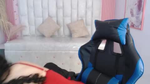 Shalon  online show from 11.17.25