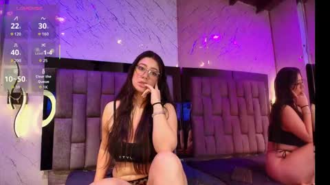shalyn_lux online show from 11.20.25