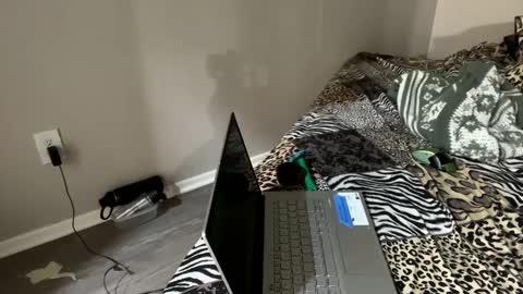 Shaman Woman online show from 12.02.24