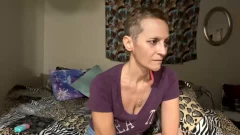 Shaman Woman online show from 12.02.24