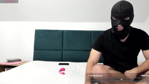 Snapshot of shamelesscouple2 chatting on 02.19.26 shamelesscouple2 online show from 02.19.26