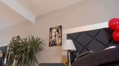 Snapshot of shammy_ross chatting on 02.15.26 Shammy Ross online show from 02.15.26