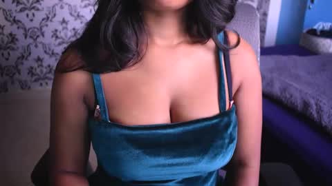 Snapshot of shanaya_indian chatting on 12.13.24 shanaya indian online show from 12.13.24