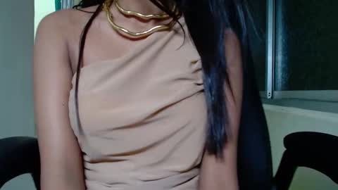 Shanaya Kappor online show from 11.18.25