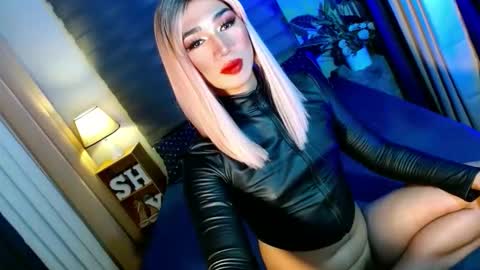 MISS SHANE online show from 11.15.25