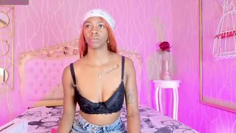 S H A N E L L E   online show from 06.22.26