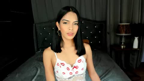 Snapshot of shanleehotcreammy chatting on 08.01.26 shanleehotcreammy online show from 08.01.26
