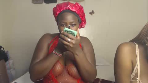 Snapshot of shannky_ chatting on 02.08.26 shannky online show from 02.08.26