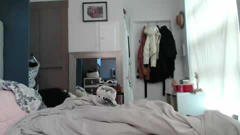 Shannon07 online show from 12.31.24