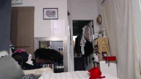 Shannon07 online show from 01.18.25