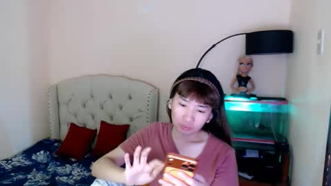 SHANTA FOX  s online show from 04.08.26