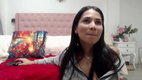 Snapshot of shantalkimberly chatting on 01.22.25 maria online show from 01.22.25