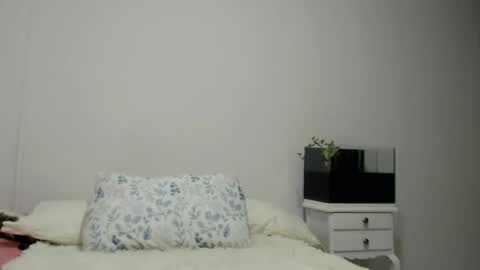 Snapshot of shantalkimberly chatting on 09.30.25 maria online show from 09.30.25