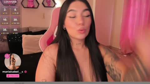 Snapshot of shantall_vidales chatting on 02.06.25 online show from 02.06.25