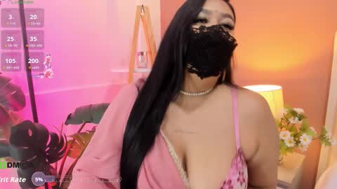 Snapshot of shantatiare_ chatting on 09.08.25 SHANTAL online show from 09.08.25