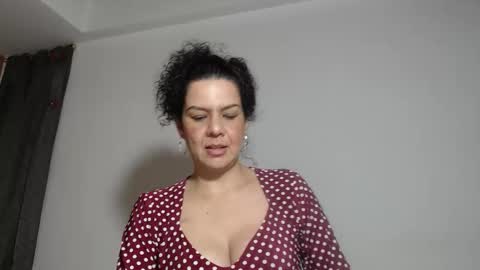 sharickleon11 online show from 10.02.25