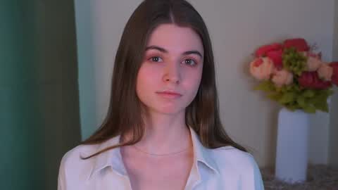 My name is Emma  online show from 05.04.26