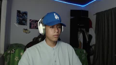 Snapshot of sharky_g chatting on 01.03.25 Frqnko online show from 01.03.25