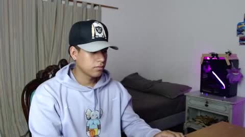 Snapshot of sharky_g chatting on 09.27.25 Frqnko online show from 09.27.25