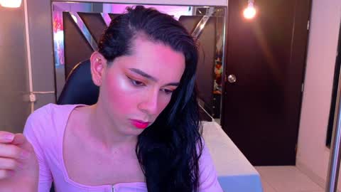 Snapshot of sharlon_ chatting on 04.02.26 Sharlond online show from 04.02.26