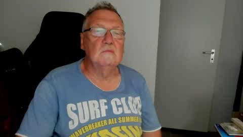 Snapshot of sharlots_pet chatting on 07.29.26 sharlots_pet online show from 07.29.26
