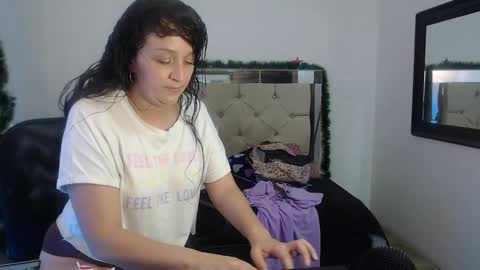 Sara online show from 12.21.24