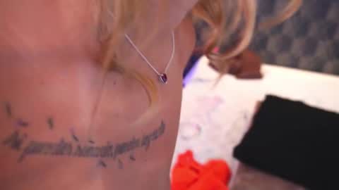 Sharom  online show from 11.27.25