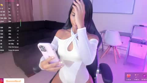 Snapshot of sharonmiller_2 chatting on 04.29.26 Sharon Independent model online show from 04.29.26