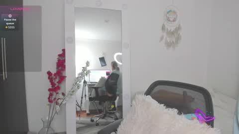 Sharon online show from 12.17.25