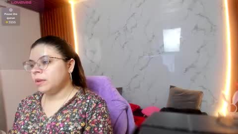 SASHA BLOOM online show from 11.09.25