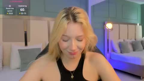 Shantall online show from 01.22.25