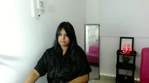 Snapshot of shawnycarson chatting on 02.17.26 Shawny carson online show from 02.17.26