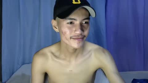 Snapshot of shayato_xyz chatting on 03.10.25 eryx online show from 03.10.25