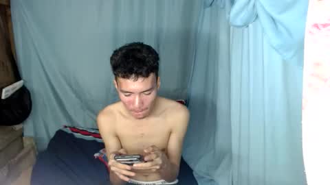 Snapshot of shayato_xyz chatting on 03.12.26 eryx online show from 03.12.26