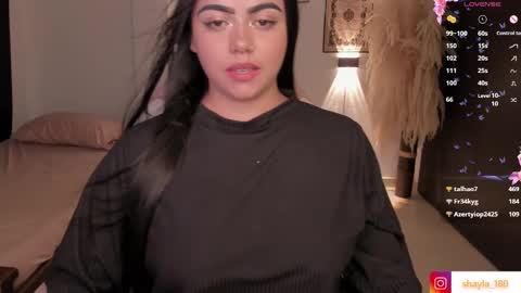 Snapshot of shayla_18 chatting on 03.12.25 dalila online show from 03.12.25