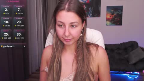 Snapshot of shayleyy chatting on 03.04.25 Shay online show from 03.04.25