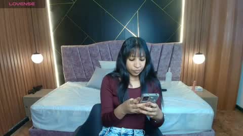Snapshot of shaymilleer chatting on 04.25.26 Shay Miller online show from 04.25.26