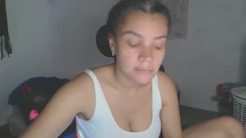 Snapshot of shayna_cute chatting on 06.06.26 Shayna online show from 06.06.26