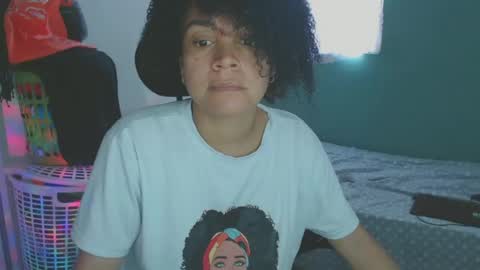 Snapshot of shayna_cute chatting on 06.19.26 Shayna online show from 06.19.26