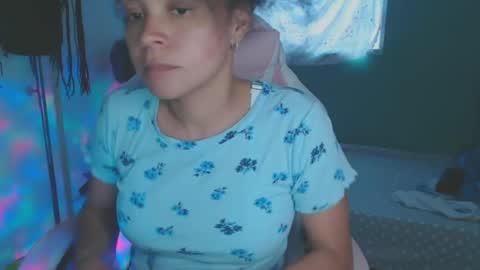 Snapshot of shayna_cute chatting on 07.19.26 Shayna online show from 07.19.26
