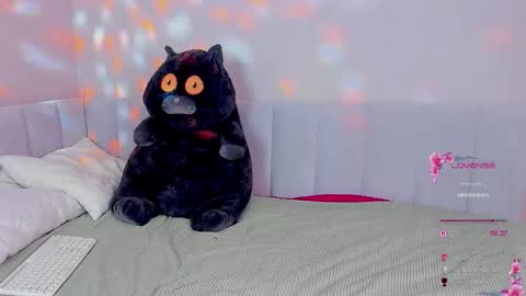 Snapshot of she_wolf1 chatting on 03.21.26 she_wolf1 online show from 03.21.26