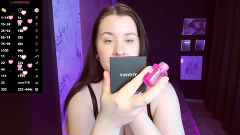 Snapshot of shedar_pretty chatting on 04.15.26 Shedar online show from 04.15.26